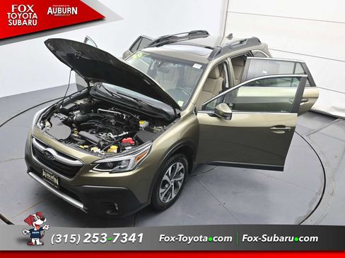 Used 2020 Subaru Outback Limited AWD/4WD image 41