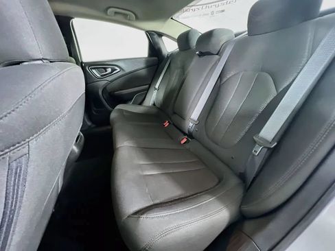 Used 2016 Chrysler 200 Limited FWD image 24