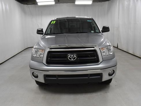 Used 2011 Toyota Tundra 4x4 Double Cab image 4