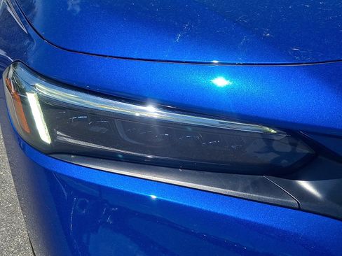 Used 2024 Honda Civic Sport image 9