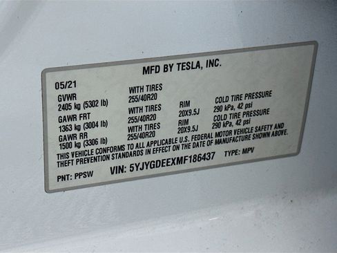 Used 2021 Tesla Model Y Long Range AWD/4WD image 12