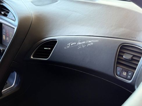 Used 2015 Chevrolet Corvette Z06 w/ 3LZ Preferred Equipment Group RWD image 78