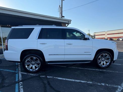 Used 2018 GMC Yukon Denali AWD/4WD image 6