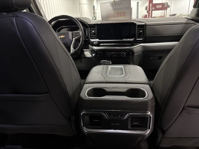 Used 2022 Chevrolet Silverado 1500 LTZ w/ LTZ Premium Package AWD/4WD image 19