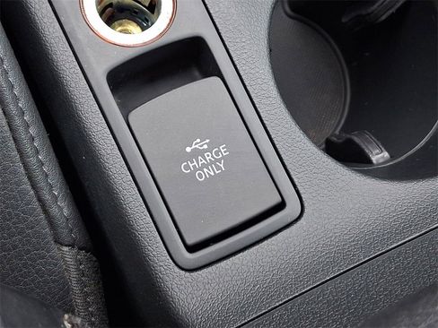 Used 2018 Audi Q3 2.0T Premium Plus w/ Premium Plus Package image 28