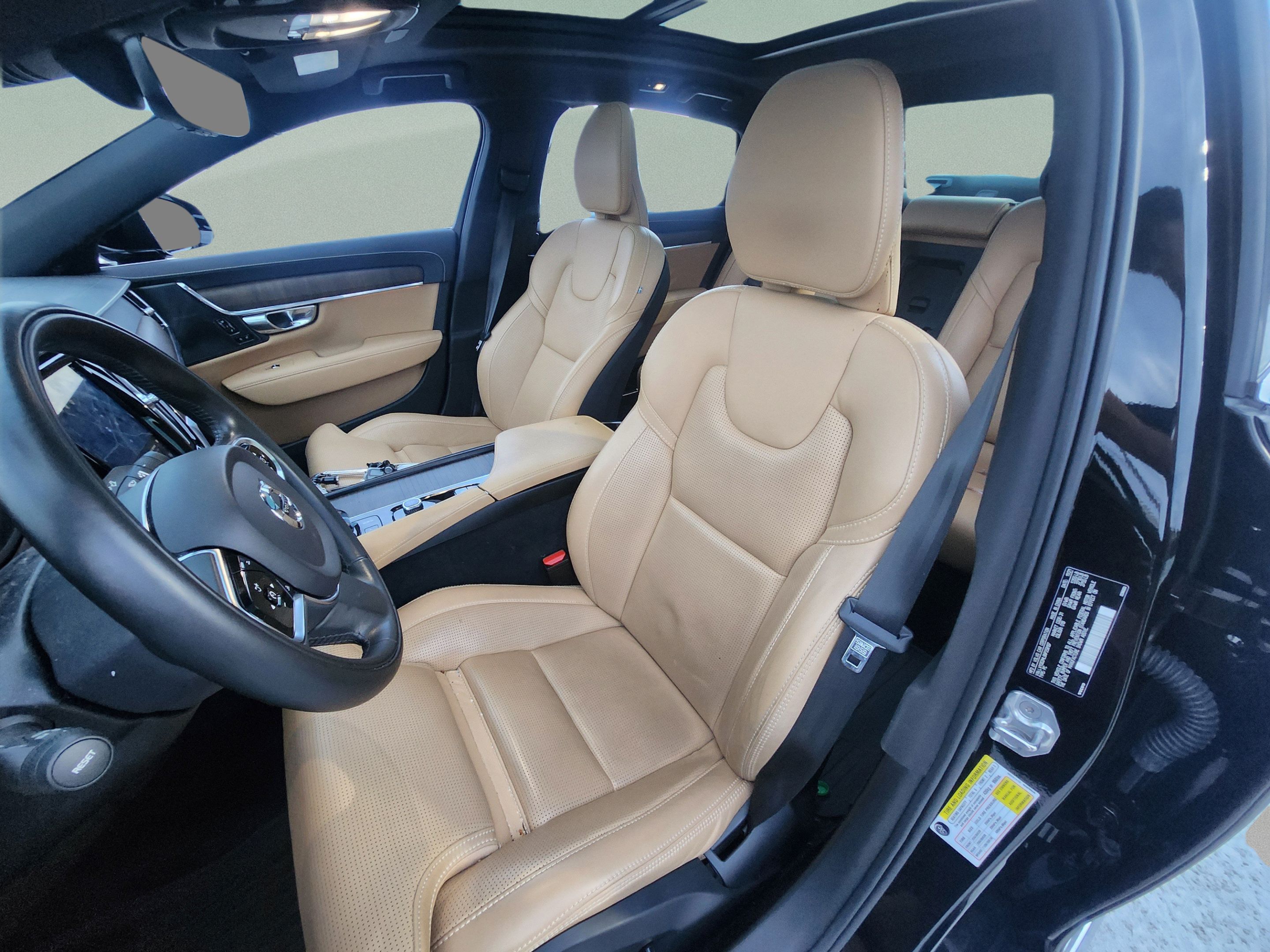 Used 2022 Volvo S90 B6 Inscription AWD/4WD image 12