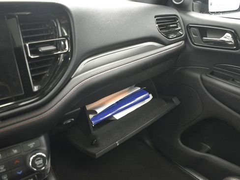 Used 2021 Dodge Durango R/T w/ Technology Group image 38