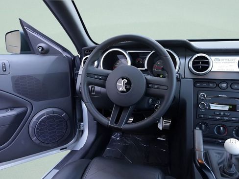 Used 2008 Ford Mustang Shelby GT500 RWD image 27