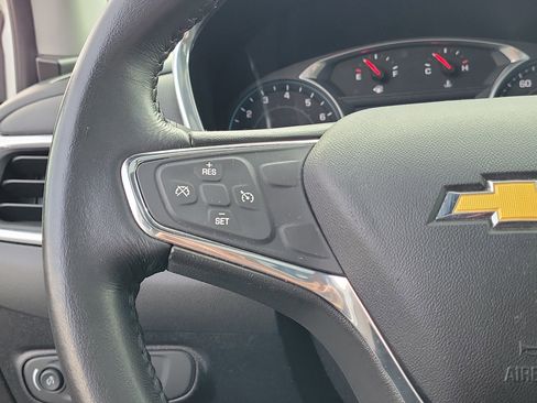Used 2019 Chevrolet Equinox LT w/ Sun & Navigation Package image 24