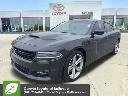 Used 2016 Dodge Charger R/T RWD image 7