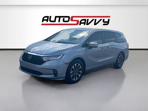 Used 2023 Honda Odyssey EX-L image 3