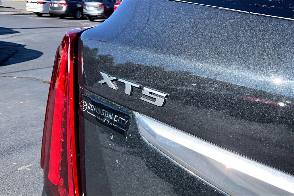 Used 2020 Cadillac XT5 Premium Luxury FWD image 8