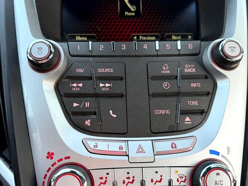 Used 2015 GMC Terrain SLE image 16