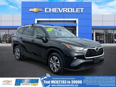 Used 2023 Toyota Highlander XLE