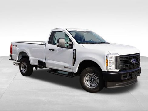 New 2026 Ford F250 XL image 1