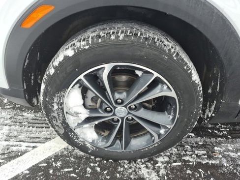 Used 2022 Buick Encore GX Select image 7