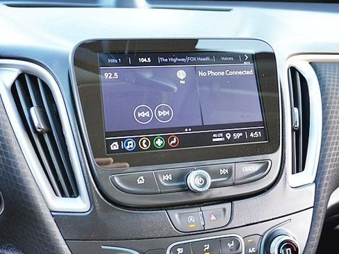 Used 2023 Chevrolet Malibu LT w/ Sport Edition image 23