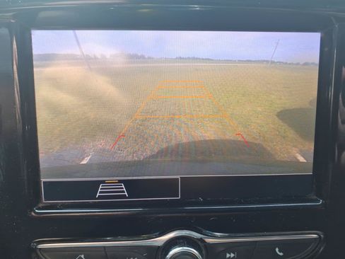 Used 2020 Chevrolet Traverse LT w/ LPO, Floor Liner Package FWD image 30