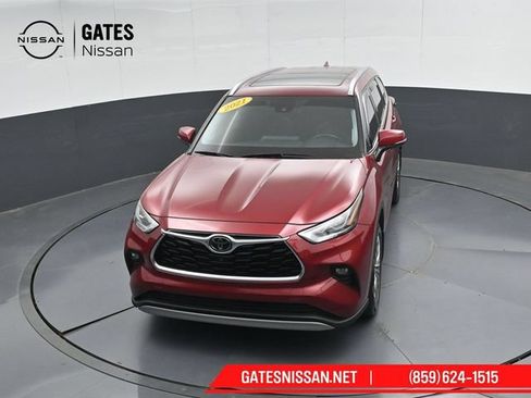 Used 2021 Toyota Highlander Platinum AWD/4WD image 54