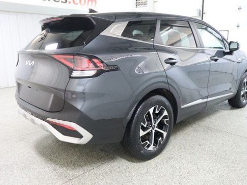 Used 2025 Kia Sportage EX FWD image 6