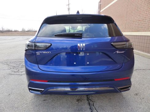 Used 2025 Buick Envision Avenir AWD/4WD image 8