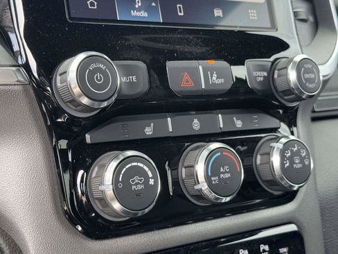 New 2026 RAM 1500 Big Horn AWD/4WD image 5