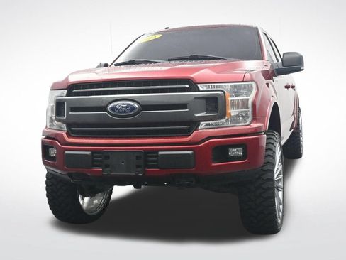 Used 2018 Ford F150 XLT w/ Equipment Group 302A Luxury AWD/4WD image 2