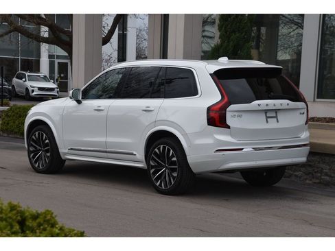Certified 2025 Volvo XC90 B6 Ultra AWD/4WD image 6
