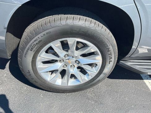 Used 2026 Chevrolet Tahoe Premier AWD/4WD image 9