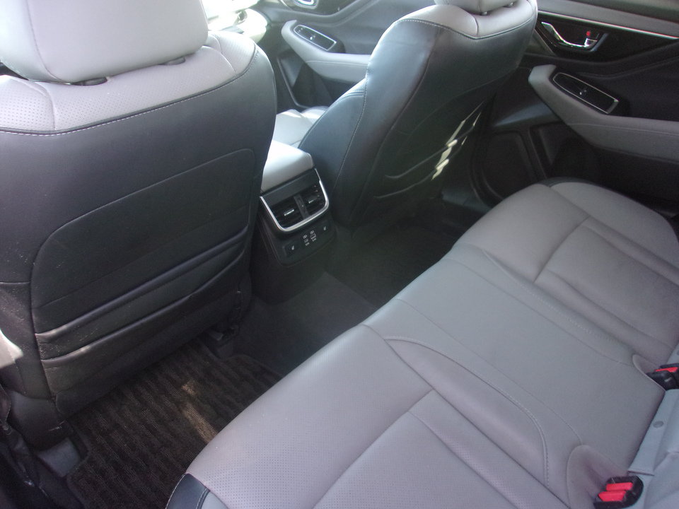 Used 2023 Subaru Outback Limited AWD/4WD image 15