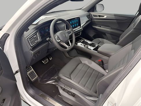 New 2026 Volkswagen Atlas Cross Sport SEL R-Line AWD/4WD image 11