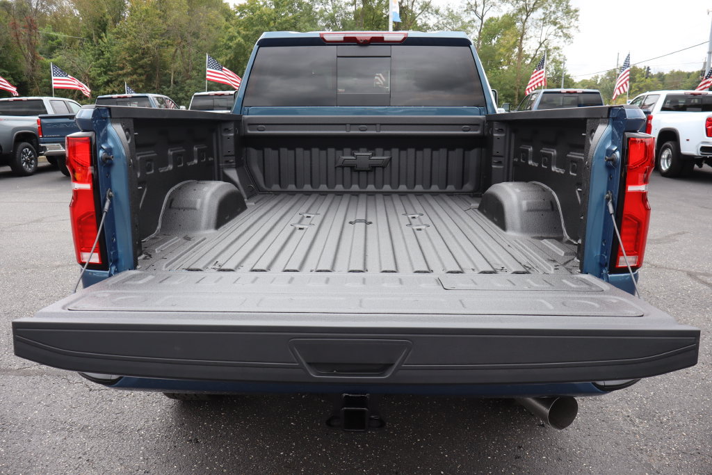 New 2026 Chevrolet Silverado 3500 High Country w/ High Country Premium Package AWD/4WD image 30