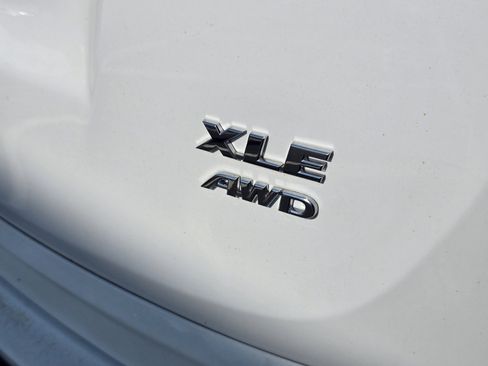 Used 2017 Toyota RAV4 XLE w/ All Weather Liner Package AWD/4WD image 12