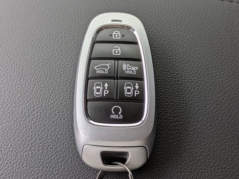 Used 2024 Hyundai Tucson Limited FWD image 24