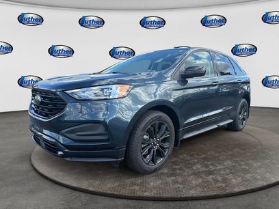 Used 2023 Ford Edge SE w/ Black Appearance Package