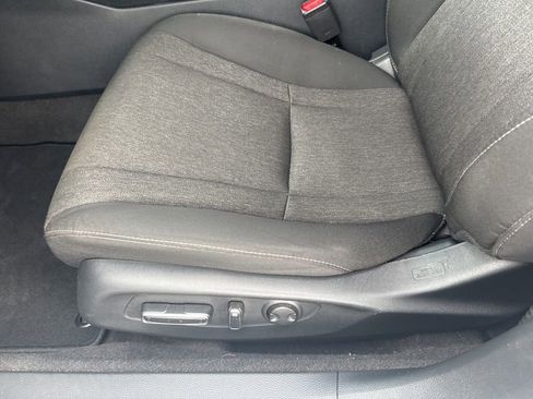 Used 2025 Honda Accord SE image 17