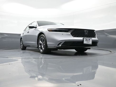 Certified 2025 Honda Accord EX-L image 26