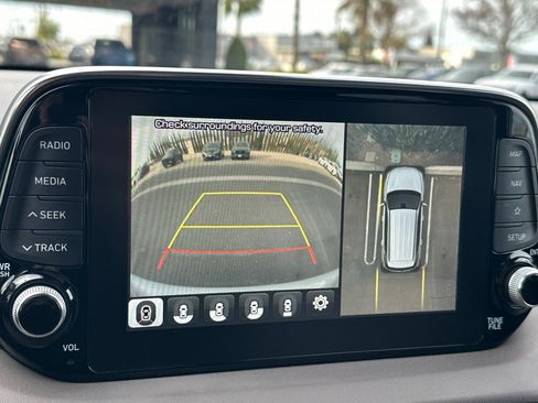 Used 2019 Hyundai Santa Fe AWD image 19