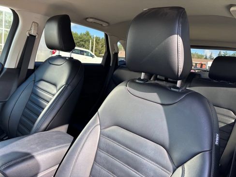 Used 2023 Ford Edge SEL w/ Convenience Package AWD/4WD image 11