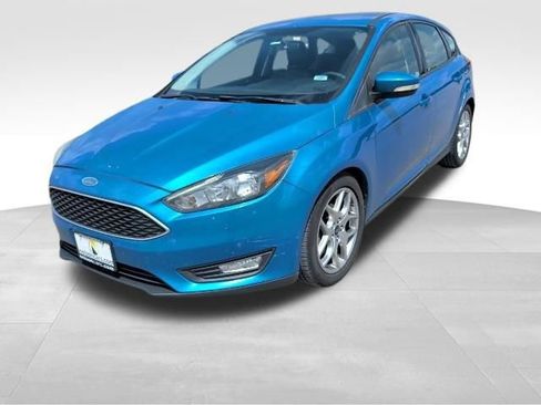 Used 2015 Ford Focus SE w/ Equipment Group 201A FWD image 7