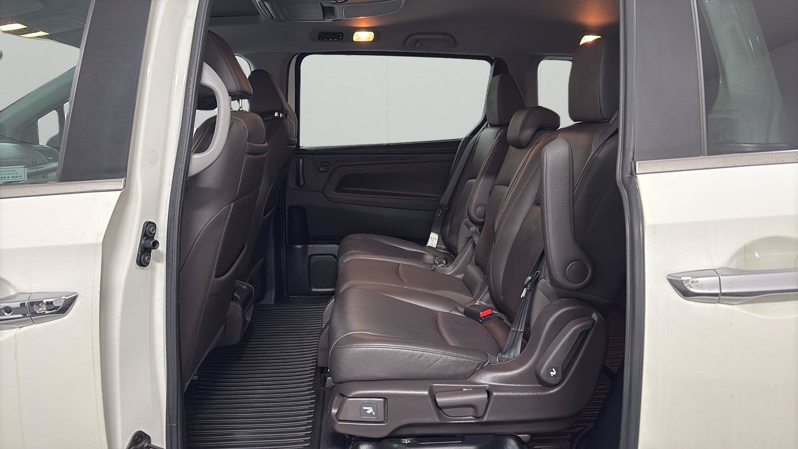 Used 2018 Honda Odyssey EX-L image 11