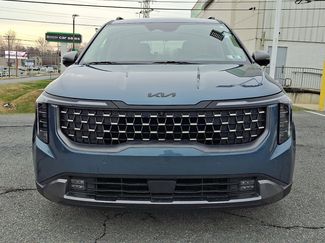 Used 2025 Kia Carnival SX Prestige video 2