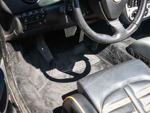 Used 2001 Ferrari 360 Spider image 17