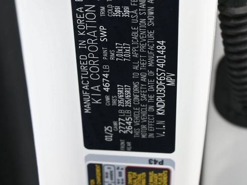 Used 2025 Kia Sportage LX FWD image 16