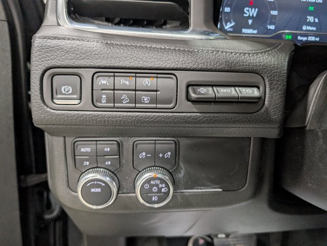 Used 2024 GMC Yukon Denali AWD/4WD image 24