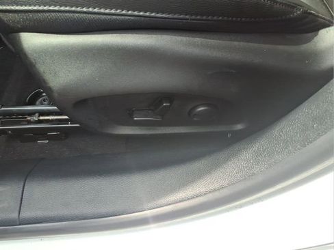 Used 2024 Jeep Compass Limited image 12