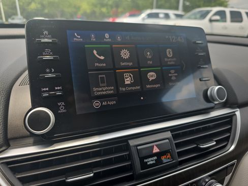Used 2018 Honda Accord EX-L image 20