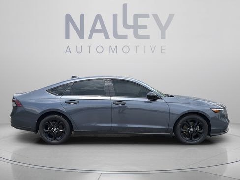 Used 2025 Honda Accord SE image 6