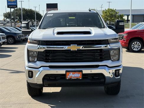 New 2026 Chevrolet Silverado 2500 LT w/ Texas Edition image 8