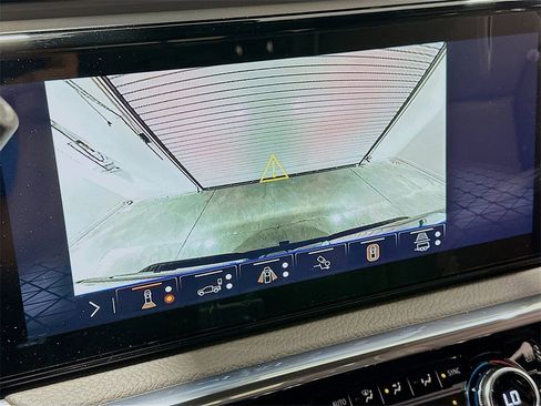 New 2025 GMC Sierra 2500 Denali w/ Denali Reserve Package image 14